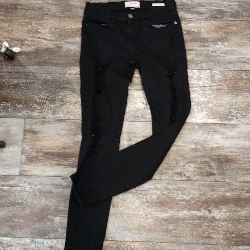 Frame Le Skinny de Jeanne Woman Size 27 Distressed Black Zip Low-Rise